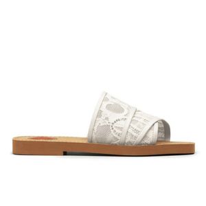 Designer slippers Slippers Sandals cloe Wooden flat mules The brand's O logo-embellished insole The simple design makes this flat sole a true summer day