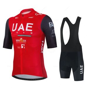 2024 UAE 사이클링 저지 세트 19D 자전거 반바지 키트 ROPA CICLISTO MENS 여름 QUICK DRY BIYCLING MAILLOT 바닥 의류