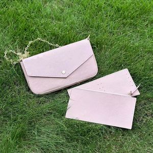 Pink women's clutch | Elegant and beautiful | A classic style