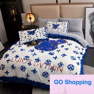 Conjuntos de cama por atacado Designer de luxo Classic Letter Logo Print Duvet Tampa de capa de travesseiro de travesseiro de 4 peças de algodão puro preto rosa grande conjunto de logotipo decoração de quarto