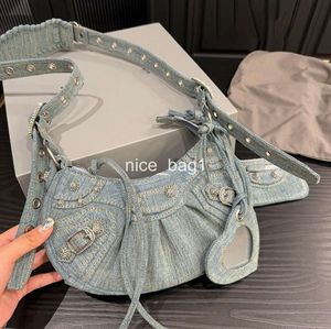 Women Shoulder Bag Blue Washed Denim Rhinestone Hobo Heart Mirror Handbag Purse Top Quality Braided Pad Cotton Canvas Diamonds Hardware