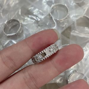 Perlee dolce trifoglio anello firmato per donna gioielli fede nuziale fiore anello con diamanti San Valentino semplice moda delicato accessorio da donna popolare zl169 F4