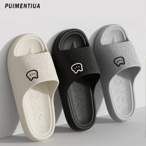 Bonito urso chinelos homens flip flops dos desenhos animados sapatos de nuvem para mulher interior ao ar livre usar macio grosso praia slides sandálias 240304