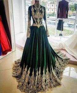 Real Green Muslim Evening Dresses High Neck Long Sleeve Prom Dresses Princess Applicants Formella festklänningar Sop Train Kaftan Moro8174120