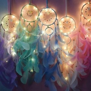 Hemdekoration drömfångare med ljus fjädrar handvävda ornament födelsedagsgradering presentvägg hängande dekor för bil deco230e