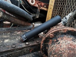 SUREFIRE 8.4-inch capped stick Standard configuration