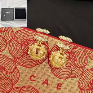 Earings High Quality Copper Earrings Spring Hot Style Classic Jewelry Brand Designer Luxury Gift Stamp Earrings Designed for Women Boutique Jewelry