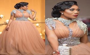 ASO EBI Major Beading Evening Dresses Pärlad krage Korta ärmar Paljetter Sash Plus Size Prom Dress Dubai Arabic Vestidos de Noite1176371