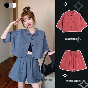 Arbeitskleidungsset für Damen, koreanische Version, verwestlichter Sommer, vielseitig, modisch, für Schüler der Mittelstufe, locker sitzende, kurzärmlige Shorts, zweiteilig