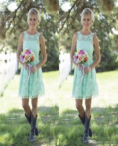 2022 Mint Green Bridesmaid Dresses Country Style Short Lace Formal Dress for Junior och Adult Bridesmaids Scoop Neck Wedding Party7229912