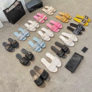 Terlik Tasarımcı Sandal Kadın Platformu Sandalet Slaytlar Kalın Alt Flip Flops C Yaz Düz Ayakkabılar Velcro Casual Plaj Flip Flips Gerçek Deri Yüksek Kalite 10a