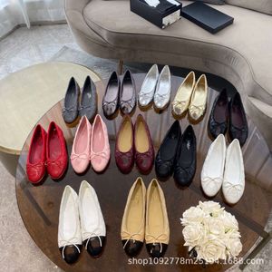 Shoes Small C Letter Fragrant Flat Sole Single for Women Genuine Leather Bow Tie Lazy Lady Grandmother Low Heel Matching Ballet