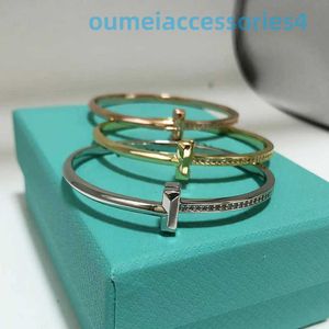 2024 Jóias Designer Marca Pulseiras Rosa Pulseira Conjunto com Casa Duplo Meio Diamante Estreito Ouro Avançado Sensação Simples Pulseira Masculina e Feminina