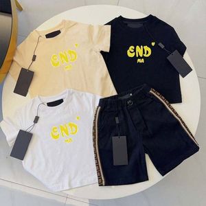 ベビー服セットキッズデザイナーベアTシャツ男の子ショーツガールズ服夏の贅沢な恐怖トラックスーツ子供服