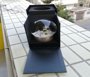 Cclassics Golden Snow Globe z butelką perfum Wewnątrz 2019 Snow Crystal Ball na specjalną nowość urodzinową świąteczną VIP prezent z 1147682