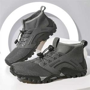 Casual Shoes 39-45 Anti Slip Men's Mokorka luksusowe VIP mężczyzn prowadzący trampki Bicolor Sport Designers Wide Fit Portable