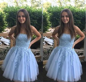 2022 Lovely Light Blue Strapless Short Homecoming Graduation Dresses A line Tulle Lace Top Ruched Cocktail Prom Dress New Open Bac4566567