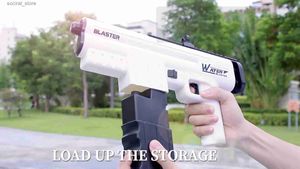 銃のおもちゃのおもちゃ水銃自動充電スーパーファーファーシングを撮影するための鍵