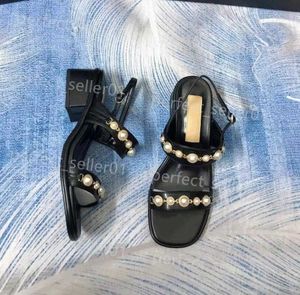 Terlik Kadınlar İnci Sandalet Tasarımcı Tıknaz Topuklar Sandallar En Kaliteli Deri Eğlence Ayakkabıları Moda Yüksek topuklu Sandal Siyah Kadın Terlik Lüks Sandal
