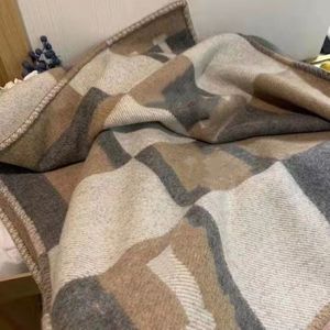 2022 Blankets and Cushion Gray H Thick Home Sofa Good Quailty CUSHION Blanket 130&170cm TOP Selling Big Size Wool lot colors2686