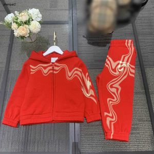 Lüks Bebek Giysileri Joyful Red Boys Trailtsits fermuarlı çocuklar ceket seti 100-160 cm Sonbahar İki Parçalı Set Çocuk Ceket ve Pantolon 24MAR