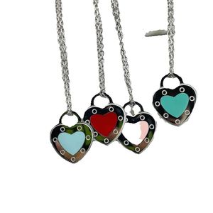 19mm hjärta halsband kvinnor rostfritt stål kärlek hänge blå rosa par smycken valentin dag julklappar för kvinna tillbehör grossist