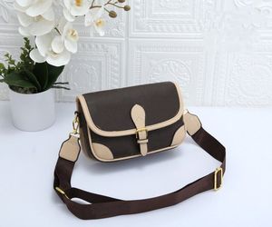 Vintage Designer Diane Baguette Shoulder Crossbody Bags Hight Quality Leather Luxury Handbags Totes Lady Flap Purse Women Messenger Bag wallet