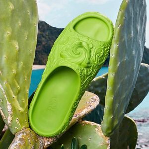 3D Rubber Slipper Designer Sandale Sunny Beach Sliders أعلى جودة رياضية صندل عرضية أحذية شقة فتاة