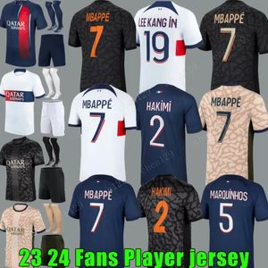 24 25 25 Dembele Barcola piłka nożna MAILLOT KIT FOT MBAPPE 2024 2025 Hakimi Zaire-Emery Muani Ramos czwarte mężczyzn dla dzieci Enfants Set Football Shirts PSGS Marquinhos