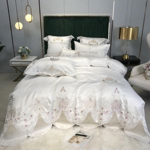 Luxury Europen Jacquard Bedding set 4pcs White Embroidery Bed cover Silky Satin Cotton Princess Quilt Duvet Cover Bedsheet pillowc231Y