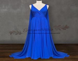 Royal Blue Chiffon Evening Formal Dresses Real Modest Sexy V Neck med Long Cape Saudiarabien Tillfälle Prom Party Dress Bridesmaid4707215