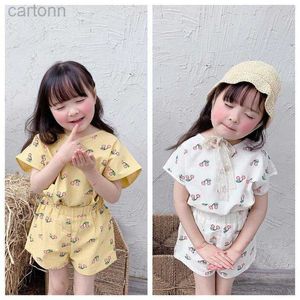 衣料品セット衣類セット韓国スタイルの女の子の夏の服セット子供綿の陽気な印刷半袖TシャツとショートパンツスーツLDD240311