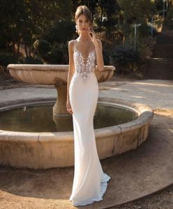 Designer Berta sjöjungfrun Backless Wedding Dresses Plunging Neck Beaded Beach spets brudklänningar Bohemian trumpet plus storlek Vestido DE9301313