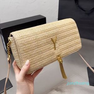 2024 Kobieta słomkowe torby na ramię plażowe Crossbody Bag luksusowe torby telefoniczne małe klapy szydełkowe Lady Tourse Khaki Gold Letters