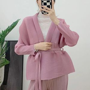 Women's Jackets COZOK Solid Color Simple Stretch Pleated Coat Long Sleeve Belt Casual Loose 2024 Spring Comfortable Fabrics Tops WT3090