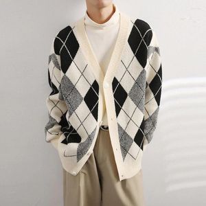 남자 스웨터 가을 럭셔리 니트 인쇄 버튼 가디건 스웨터 긴 소매 캐주얼 스트리트웨어 세련된 레저 코트 패션 니트웨어
