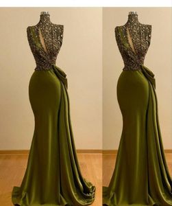 2021 sexy caçador verde vestidos de noite alta pescoço fechadura lantejoulas rendas sem mangas sereia lantejoulas varredura trem plus size longo party8763506