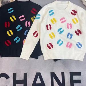 2024 Fransa Paris Designer Bayan Seksi Örgü Gömlekler Ön harf ile Giymek Ön Mektup Ekim Nakışları Rahat Örgü Pullover Chan Classic