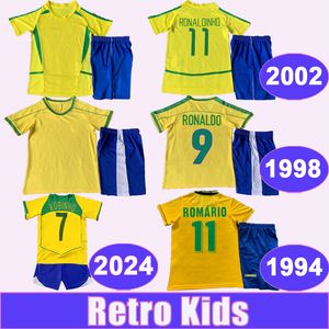 1994 BRASILIEN Kinder-Kit Fußballtrikots ROMARIO 1998 RONALDO ROBERTO 2002 RONALDINHO 2004 ROBINHO Heim-Fußballtrikots Kurzarm-Uniformen