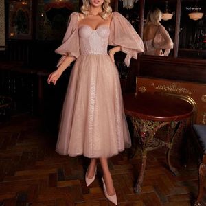 Sukienki swobodne Europejskie i amerykańskie wiosenne ubranie damskie Słodka elegancka różowa sukienka na imprezę Slim, dopasowana spódnica druhna