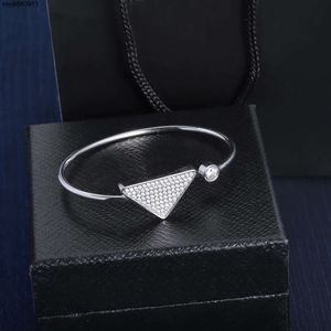 Tt Diamond Gold Silver Bangle Bracelet Womens Alloy Triangle No Thin Stainless Steel Party Wedding Jewelry for Ladies Gift New