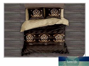 Conjuntos de cama de moda 4pcs Definir travesseiros de capa de colcha respirável Broganha Twin Queen rei