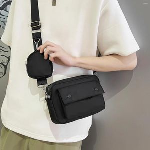 Çanta 2024 Moda Modaya Düzenli Tasarımcı UNISEX Yumuşak Messenger Çantalar Dış omuz Para çantalı kadınlar için çanta