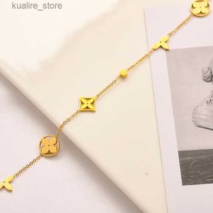 Pendant Necklaces Luxury Moissanite Chains for Men Cuban Link Designer Necklace Women Trendy Jewlery Love Heart Custom Chain Elegance L240315