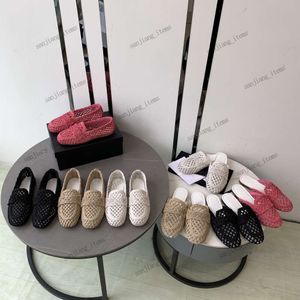 Beige Raffia Cord Mules C 2スリッパ女性用の詰まりサンダル編組ニットフリップフロップクロシェ閉じたスリップオンサンダル2024デザイナーシューズスニーカーLoafer Beach Sliders