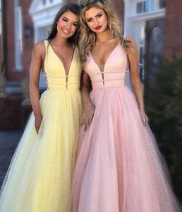 Stylish Handmade Europe Prom Dresses Applique Covered Button Back Lace Evening Long Dresses Junior Skinny Girl Party Gowns7024243