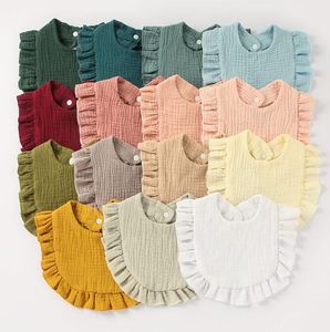 Baby Gace Feeding Drool Bib Ruffle Solid Spädbarn Saliv Thandduk Mjuk bomullsburpduk för småbarn Kids Bibbs Korean Style Nya burpdukar