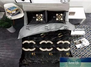 Conjuntos de cama Light Luxury Designer Dashed Letter Logo Impresso Quilt Cover Fronha Conjunto de 4 peças de algodão puro confortável conjunto de cama decoração de quarto 1,8m 2m