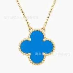 Designer Pendant Necklace Sweet Love Vanca Jade v Gold Clover for Women Silver Single Flower Natural Fritillaria Malachite Pendant Rose Gold Lock Bone Zny8