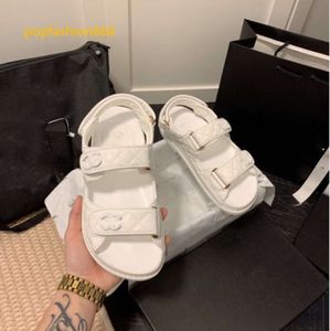 Дизайнерская обувь женщина сандалий Slingback Platform Dad Sandal Shoes кожа